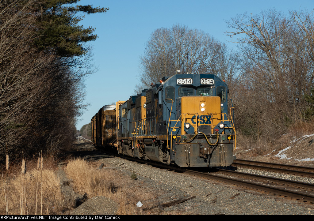 CSXT 2514 Leads L053-19 at Cumberland, ME